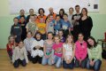 Wspólne zdjęcie aktorów i widzów